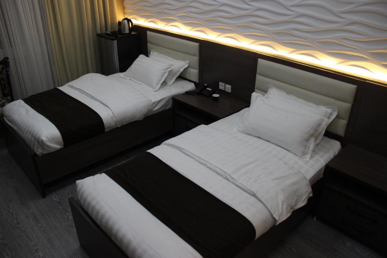Safir Business Hotel O Duşanbe Dış mekan fotoğraf