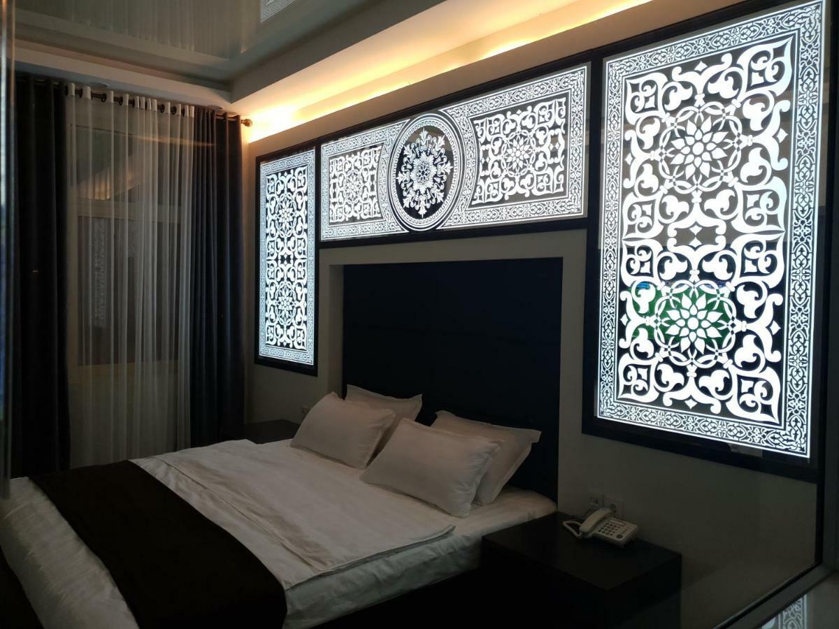 Safir Business Hotel O Duşanbe Dış mekan fotoğraf